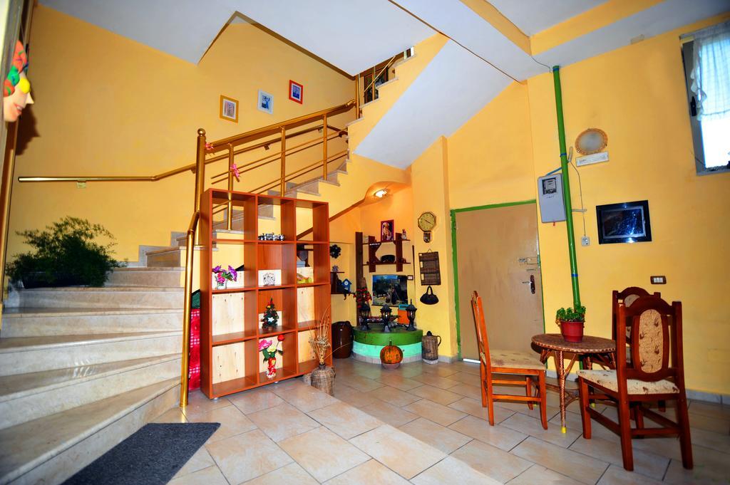 Pemaj Hostel Shkodra Exterior foto