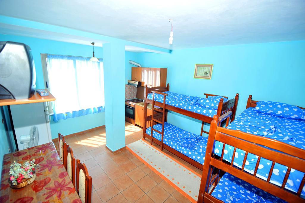 Pemaj Hostel Shkodra Zimmer foto