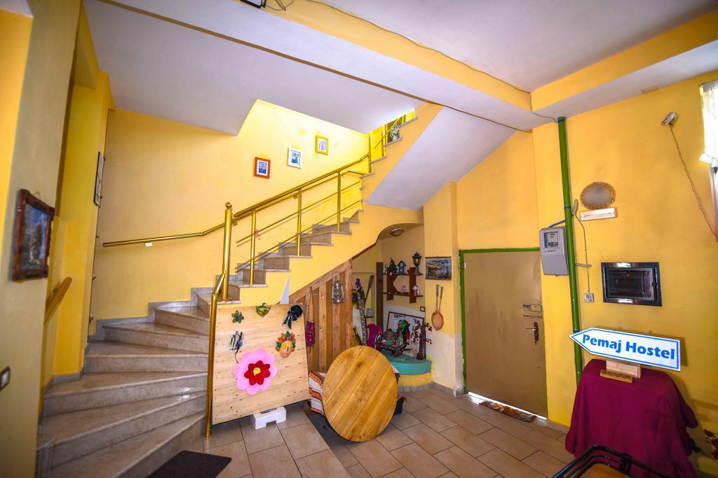 Pemaj Hostel Shkodra Exterior foto